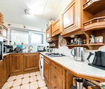 3 bedroom maisonette to rent - Photo 6