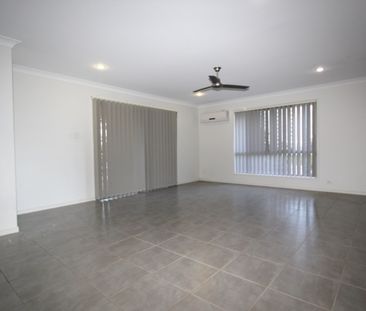 Family Friendly Home In 'Lily Rise Estate' Coomera - Photo 1