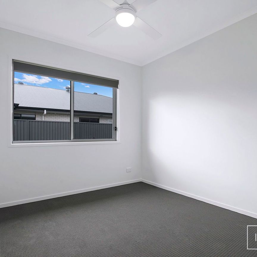 SPACIOUS HOME PERFECT FOR YOUR FAMILY! - Photo 1