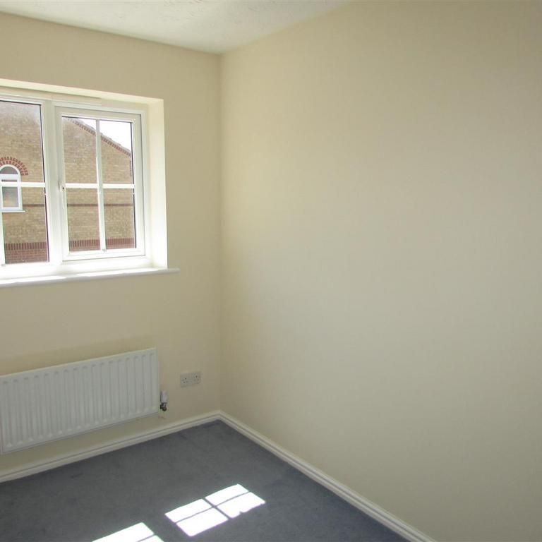 2 bedroom house to rent - Photo 1