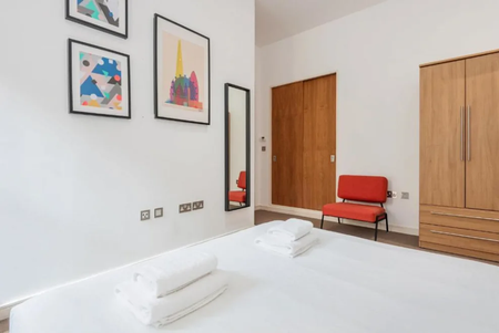 2 bedroom serviced apartment to rent - Photo 2