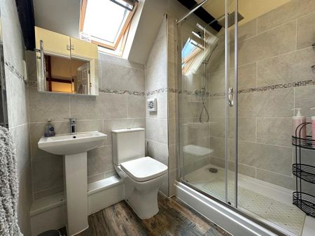 2 bedroom barn conversion to rent - Photo 5