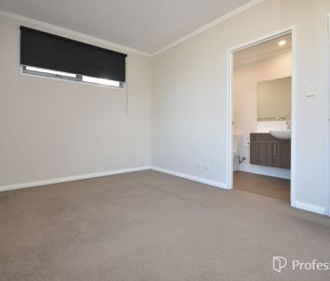 SECURE APARTMENT LIVING IN THE HEART OF THE EAST VICTORIA PARK CAFE... - Photo 4