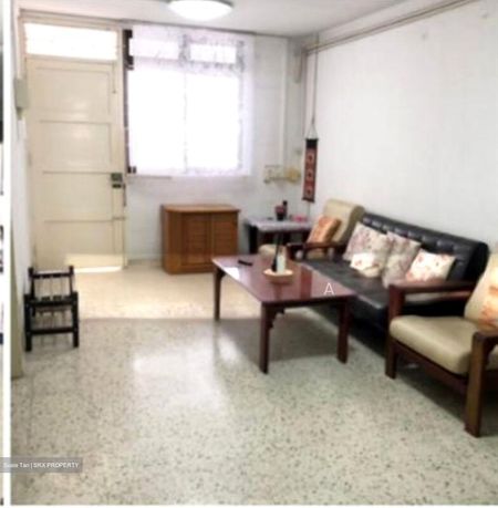 Blk 164 Tampines Street 12 (Tampines), HDB 4 Rooms - For Rent - Photo 2