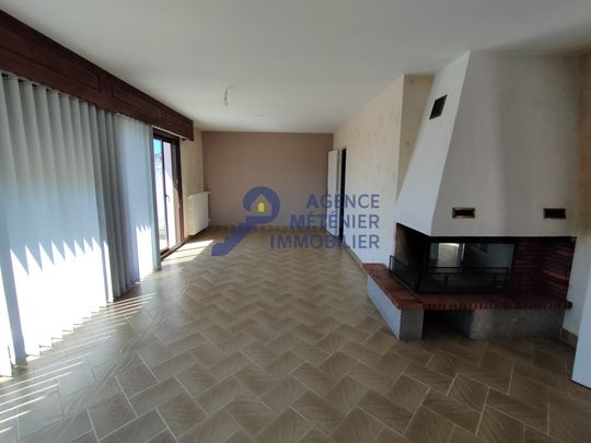 Location Maison 5 pièces 125m² VARENNES SUR ALLIER 03150 - Photo 1