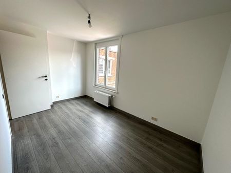 Instapklare en gezellige rijwoning in het centrum van Roeselare - Photo 5