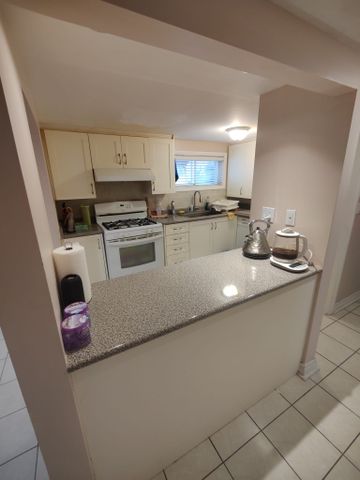 For Lease - 30 Orangewood Crescent Unit# (Basement), Toronto, Ontario - Photo 5