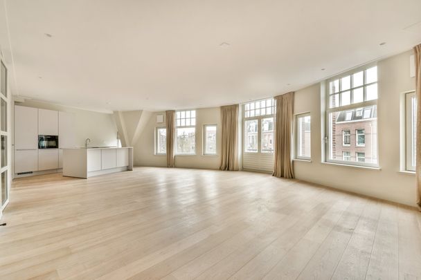 For rent: Moreelsestraat 1C, 1071 BJ Amsterdam - Foto 1