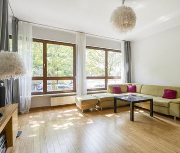 Warszawa, Wilanów, Sarmacka - Photo 2