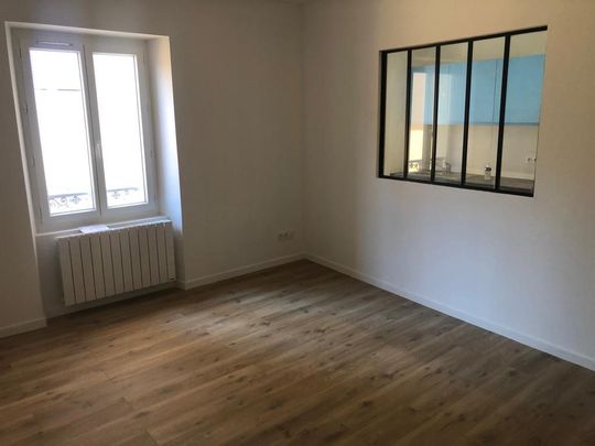 Location Appartement 3 pièces 69m² ANTIBES 06600 - Photo 1