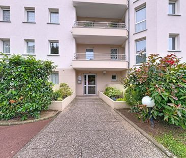 Location Appartement 2 pièces 49m² - Photo 5