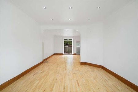 Risley Avenue, London, N17 - Photo 2