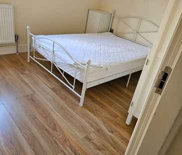 1 Bed Flat, Coventry Road, B10 - Photo 4