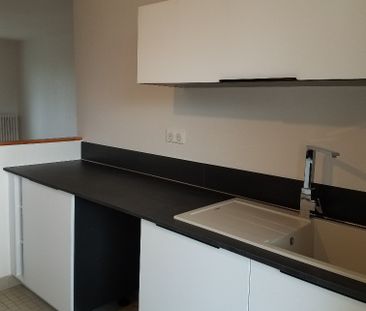 Location Appartement 3 pièces 63m² LA VARENNE ST HILAIRE 94210 - Photo 4