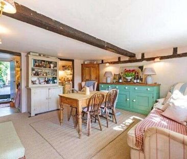 Back Lane, Great Bedwyn, Wiltshire, SN8 - Photo 2