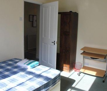 3 bedroom maisonette to rent - Photo 5