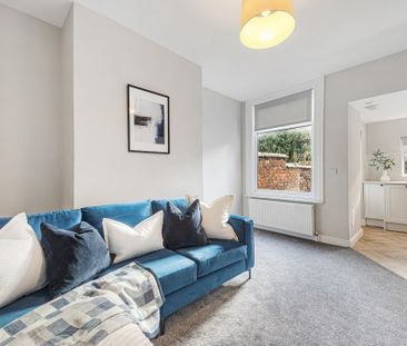2 bedroom house to rent - Photo 2