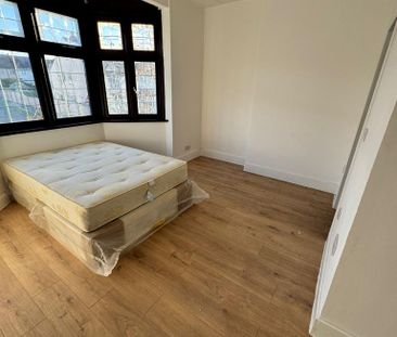 Bedsit to rent - Photo 6