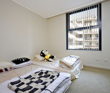 SPACIOUS ONE BED APARTMENT PLUS STUDY - Photo 1