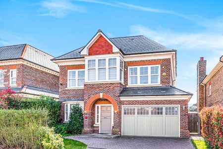 5 bedroom detached house to rent - Photo 2