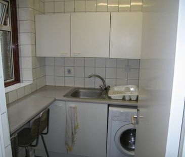 Studio to rent - Photo 6