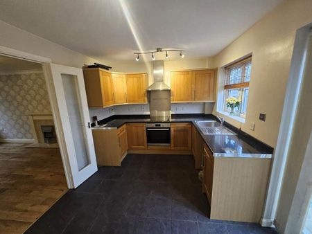 2 bedroom terraced house to rent - Photo 4