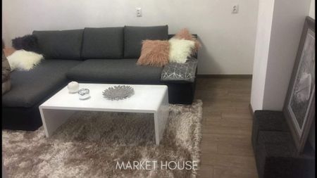 Duża, ładna kawalerka z balkonem - Zdjęcie 5