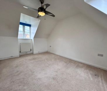 4 bedroom detached house to rent - Photo 6