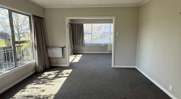 Two Bedroom Home with Oliver Park on the Doorstep - Photo 1