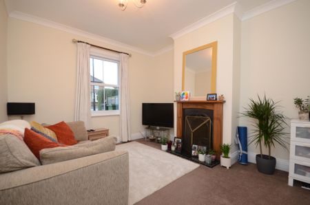 1 bedroom semi-detached house to rent - Photo 2