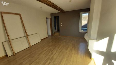 APPARTEMENT A LOUER LIBRE AU 1ER MAI 2019 SOLRE LE CHATEAU PLACE VERTE (Derrière l'église) Au... - Photo 4