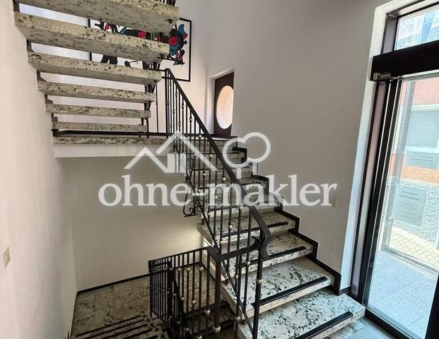 Große 2,5 Zimmer Wohnung mit riesigem Wohnzimmer - Foto 1