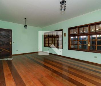 Casa para alugar com 300m², 6 quartos e 4 vagas - Foto 1