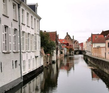 Appartement te huur in Brugge voor € 950 met 2 slaapkamers - Photo 2