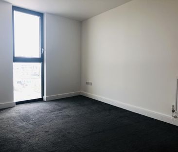 Century Tower, Chelmsford, Shire Gate - Photo 4