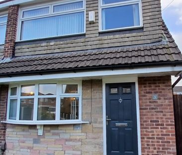 Farnham Drive, Manchester, M44 6DG - Photo 4