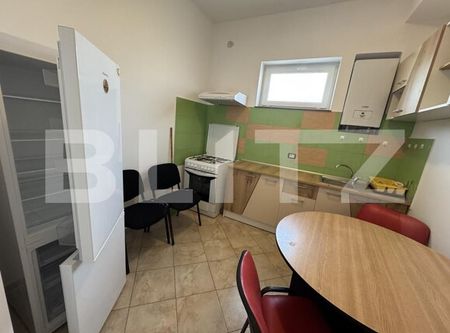 Garsoniera 52mp,Centrala proprie, zona Spitalul de Urgent Nr.1 - Fotografie 4