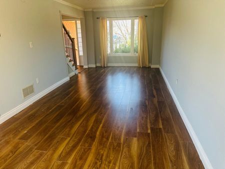 For Lease - 1078 Glenbrook Avenue, Oakville, Ontario - Photo 2