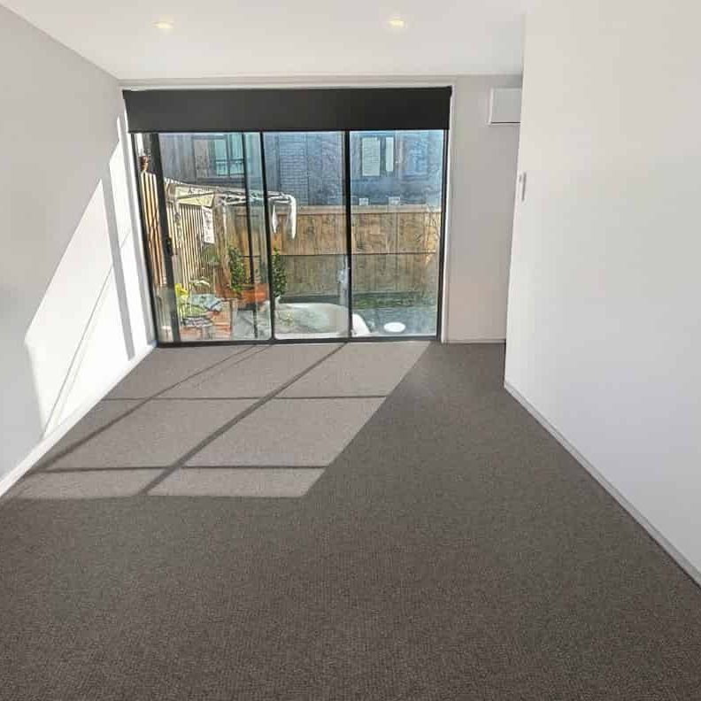 8/323 Lincoln Rd. Addington - Photo 1