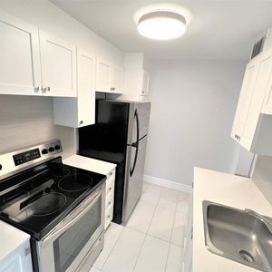 2 CH - 1 SDB - Montréal - $2,050 /mo - Photo 2