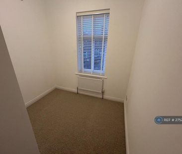 3 bedroom terraced house to rent - Photo 6