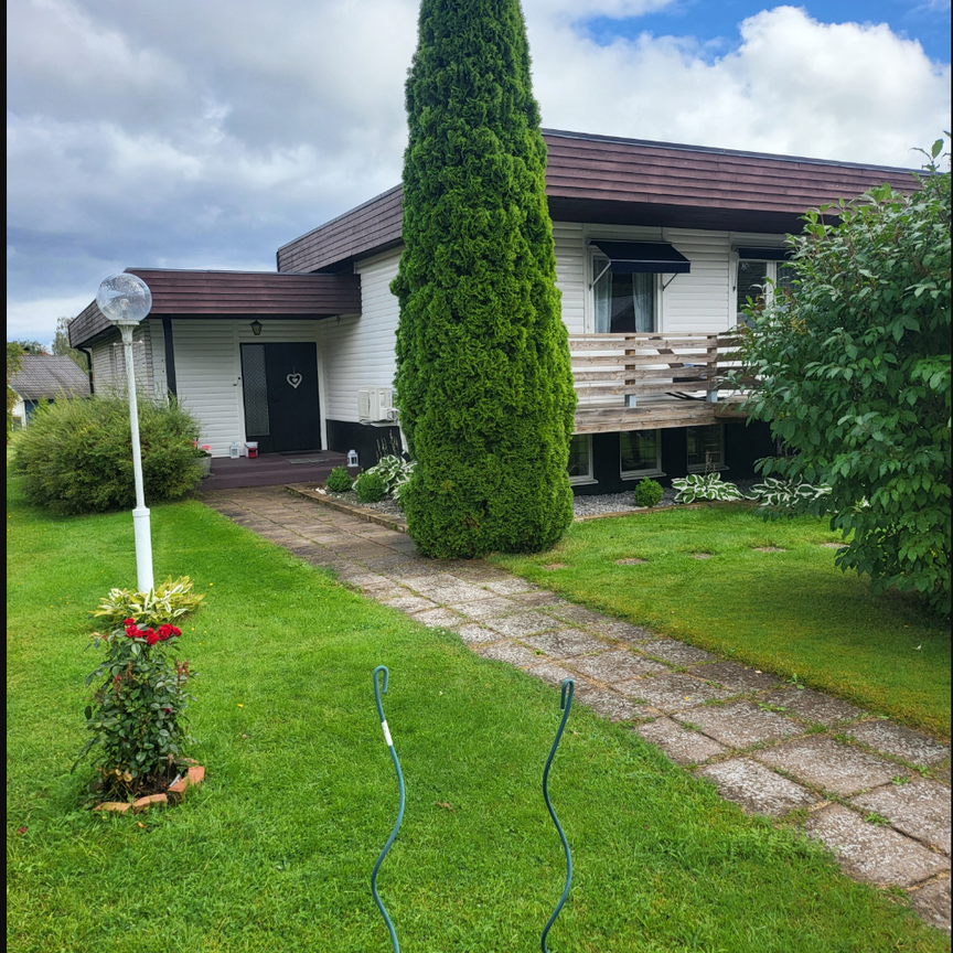 Skogsvägen, Dalstorp - Photo 1