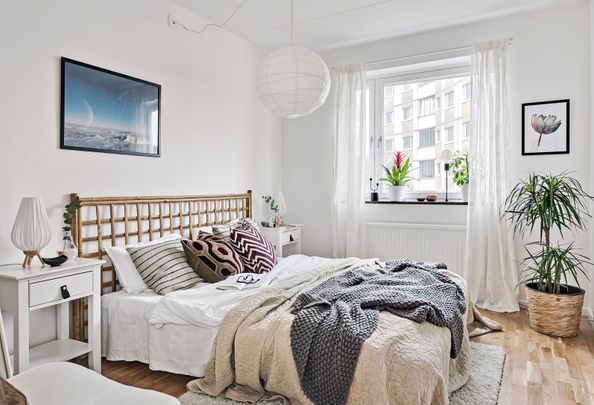 Tamburingatan, Västra Frölunda - Photo 1