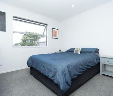 Located just minutes from Hamilton CBD, Hamilton Lake, and Waikato/... - Photo 5