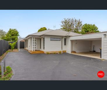 460A Napier St, White Hills, Vic 3550 - Photo 2