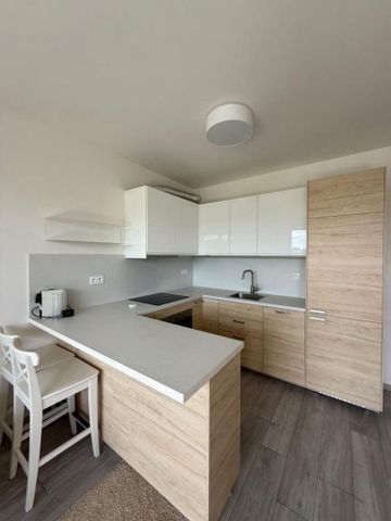 Pronájem bytu 2+kk 55 m2 - Фото 3