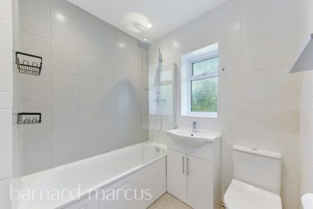 Cavendish Avenue, London - Photo 5