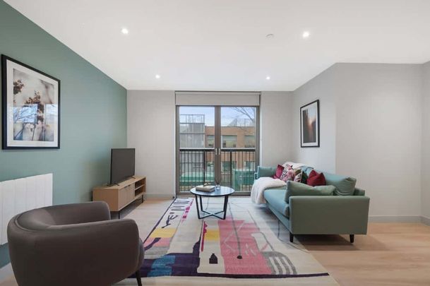 The Oakgate, KT22 7RZ, Surrey - Photo 1