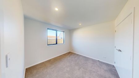 Springvale - 2 Bedrooms - Photo 4