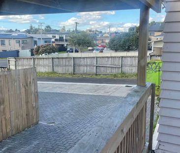 Beautifully Renovated 3-Bedroom Home - Photo 4